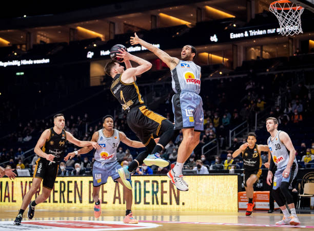 多次在严密 多次在严密