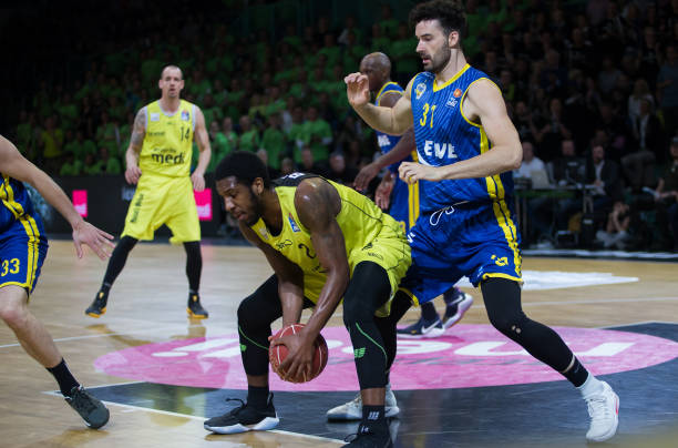 沉着应对质 沉着应对质